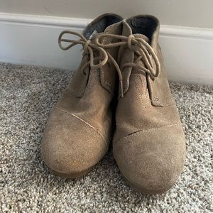 Toms wedge boots